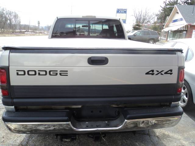 Dodge Ram Pickup 1998 photo 2