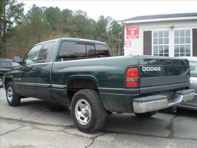 Dodge Ram Pickup 1998 photo 2