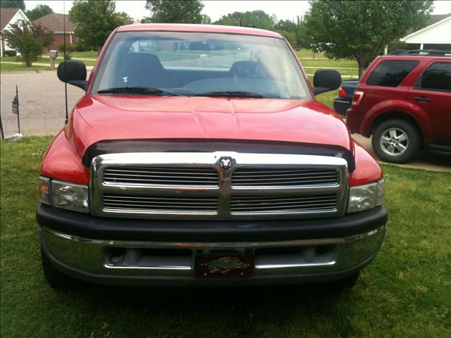 Dodge Ram Pickup 1998 photo 3