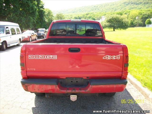 Dodge Ram Pickup 1999 photo 4