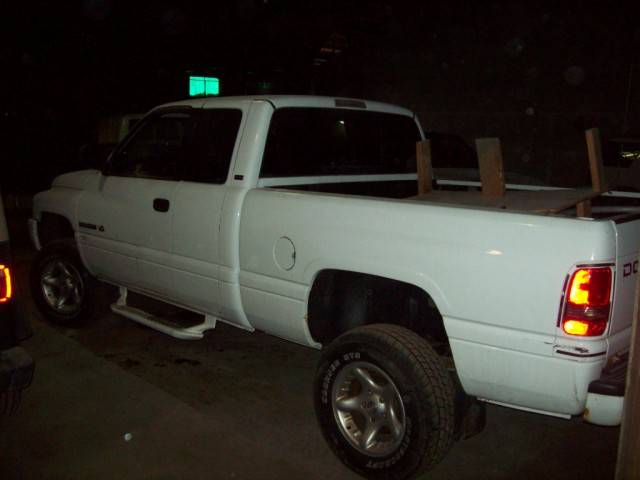 Dodge Ram Pickup 2001 photo 1