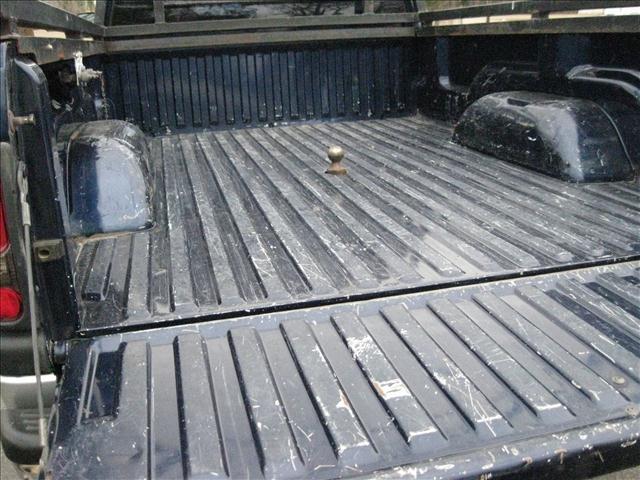 Dodge Ram Pickup 2001 photo 4