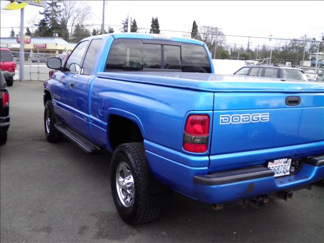 Dodge Ram Pickup 2001 photo 5