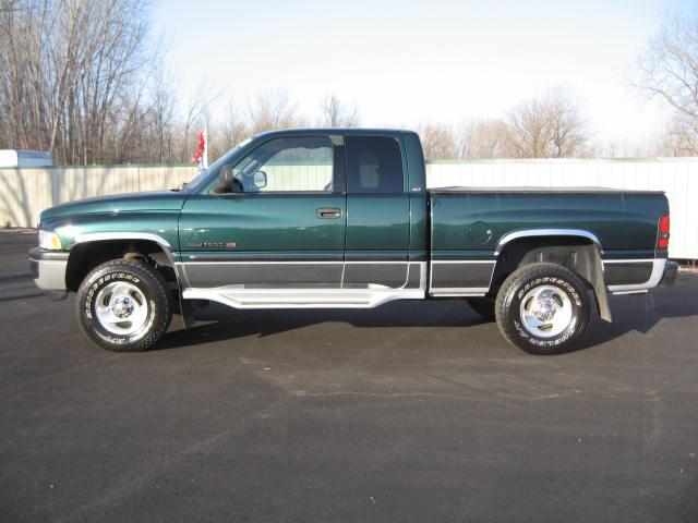 Dodge Ram Pickup 2001 photo 3