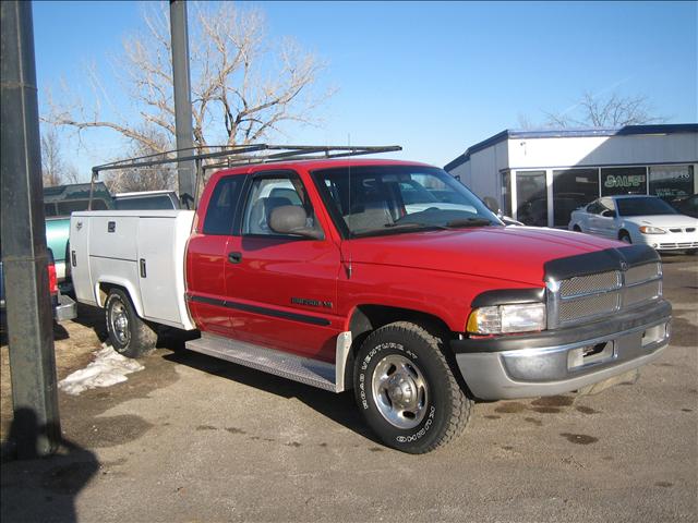 Dodge Ram Pickup 2001 photo 1