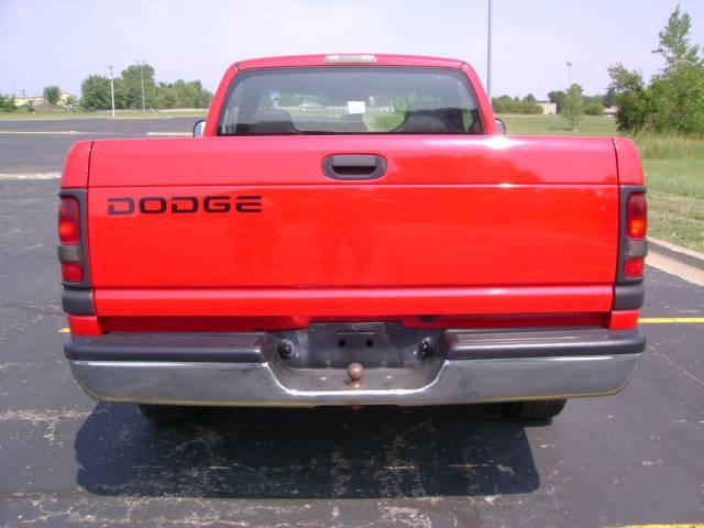 Dodge Ram Pickup 2001 photo 5