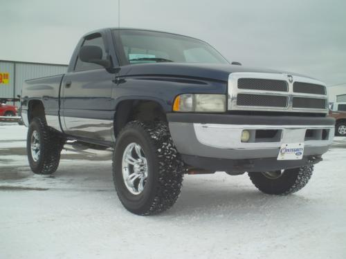 Dodge Ram Pickup 2001 photo 1