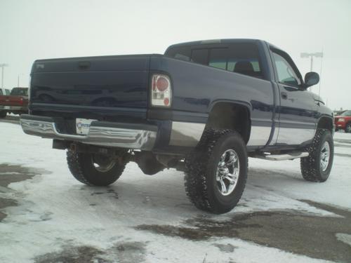 Dodge Ram Pickup 2001 photo 2