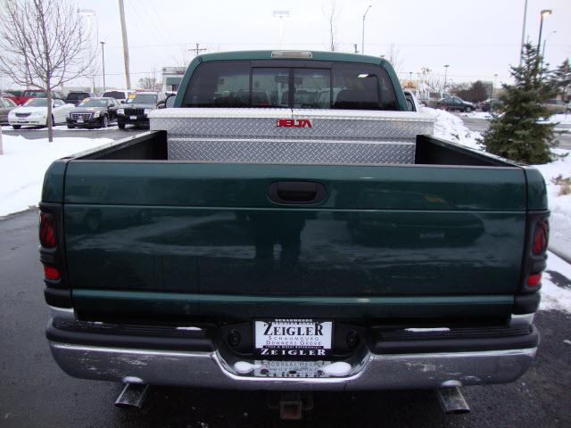 Dodge Ram Pickup 2001 photo 5