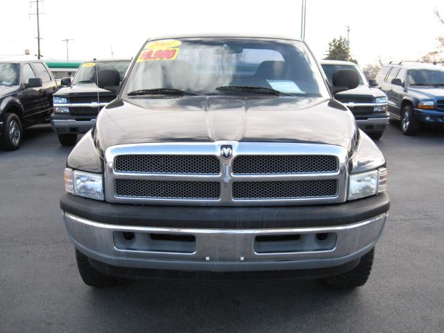 Dodge Ram Pickup 2001 photo 5