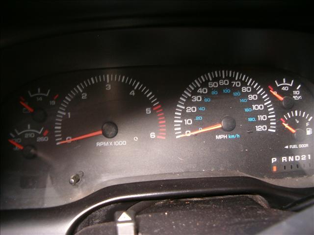 Dodge Ram Pickup 2001 photo 3