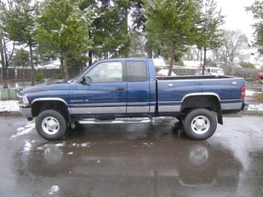 Dodge Ram Pickup 2001 photo 1