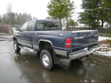 Dodge Ram Pickup 2001 photo 2