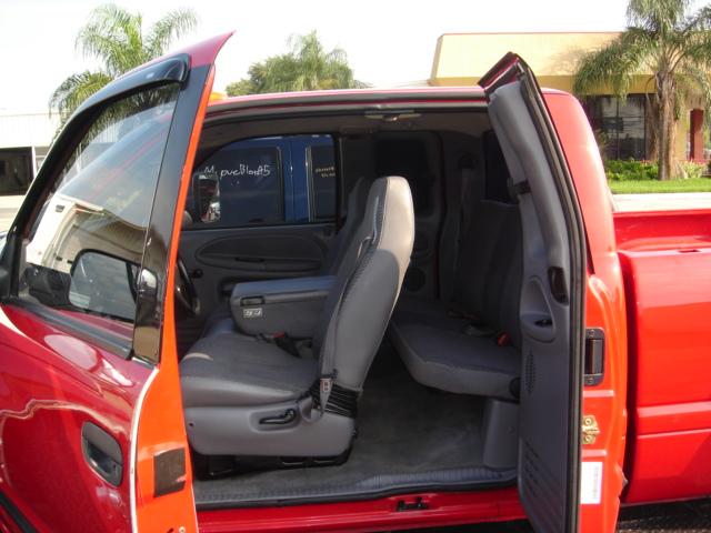 Dodge Ram Pickup 2001 photo 3