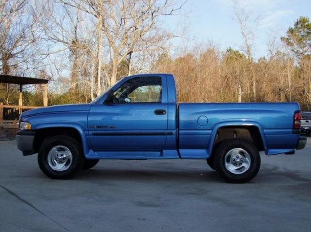 Dodge Ram Pickup XLT FX4 Offrd Pickup