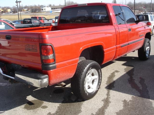 Dodge Ram Pickup 2001 photo 5