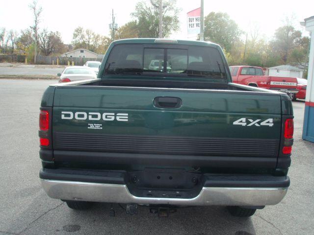 Dodge Ram Pickup 2001 photo 4