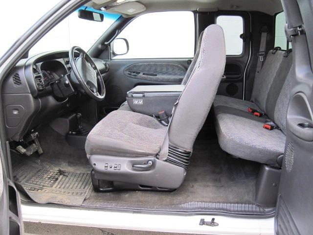 Dodge Ram Pickup 2001 photo 5