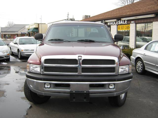 Dodge Ram Pickup 2001 photo 1