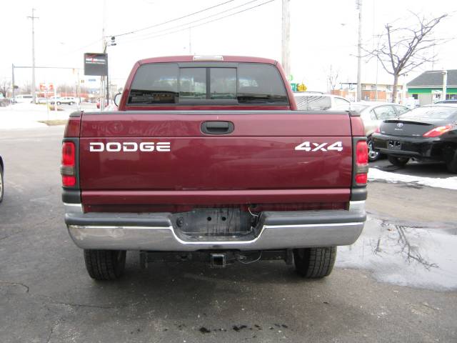 Dodge Ram Pickup 2001 photo 4