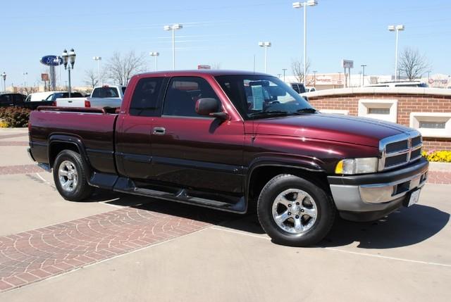 Dodge Ram Pickup SLT Unspecified