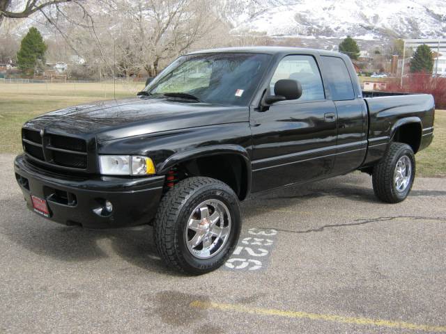 Dodge Ram Pickup 5 Door Turbo Pickup