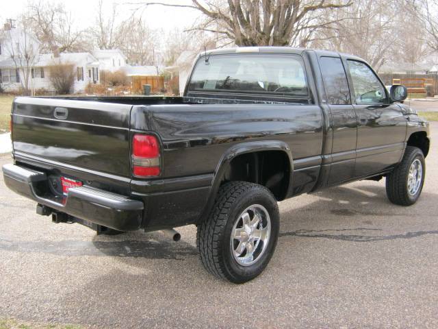 Dodge Ram Pickup 2001 photo 4