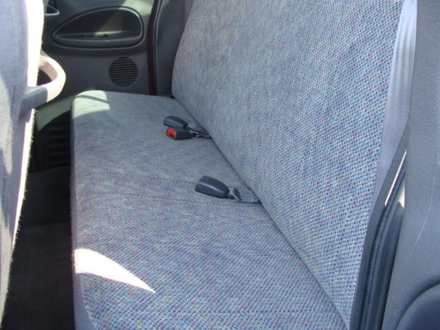 Dodge Ram Pickup 2001 photo 3