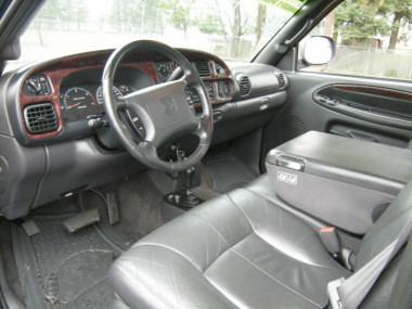 Dodge Ram Pickup 2001 photo 2