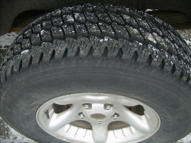 Dodge Ram Pickup 2001 photo 4