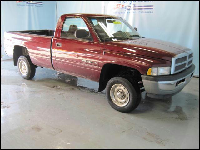 Dodge Ram Pickup 2001 photo 4