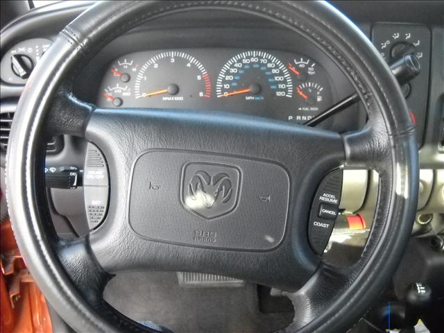 Dodge Ram Pickup 2001 photo 5