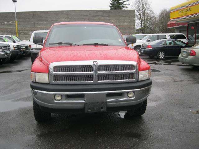 Dodge Ram Pickup 2001 photo 1