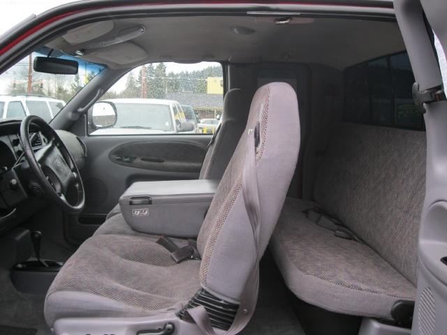 Dodge Ram Pickup 2001 photo 4