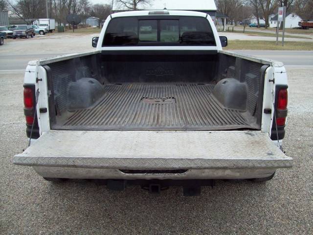 Dodge Ram Pickup 2001 photo 4
