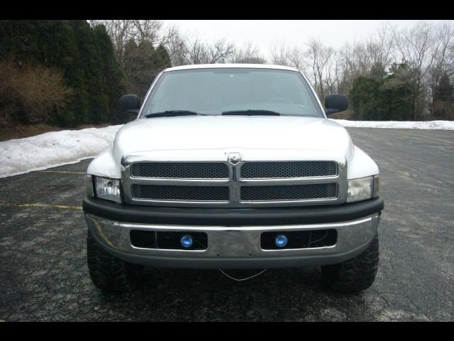 Dodge Ram Pickup 2001 photo 1