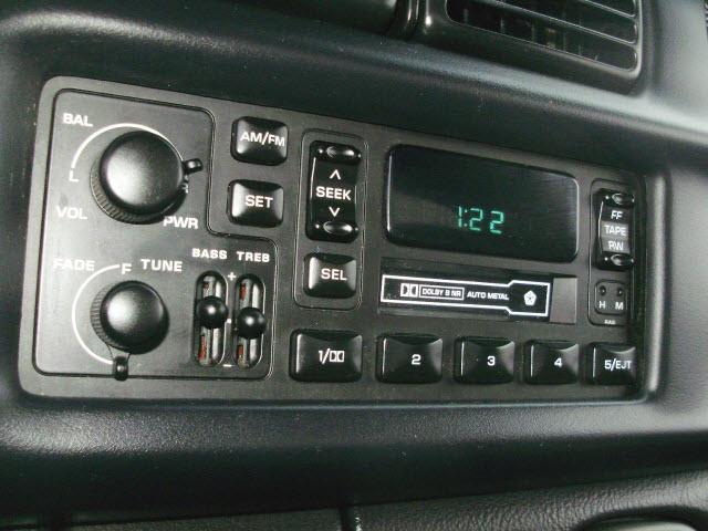 Dodge Ram Pickup 2001 photo 3