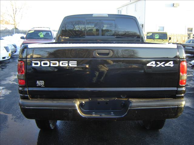 Dodge Ram Pickup 2001 photo 3