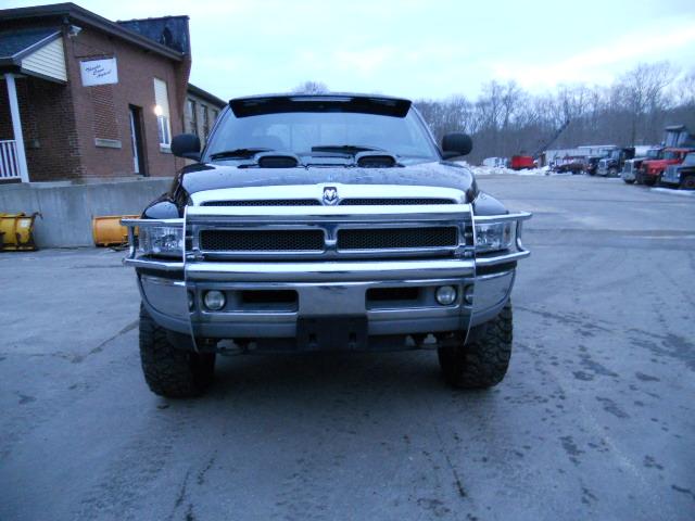 Dodge Ram Pickup 2001 photo 1