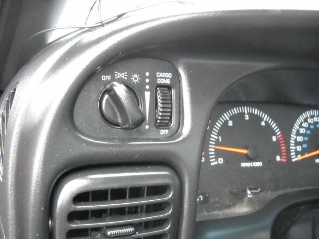 Dodge Ram Pickup 2001 photo 4