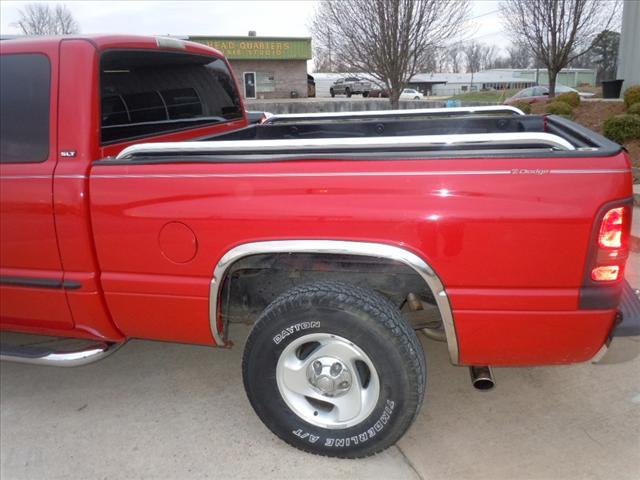 Dodge Ram Pickup 2001 photo 4