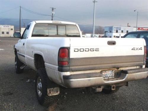 Dodge Ram Pickup 2001 photo 1