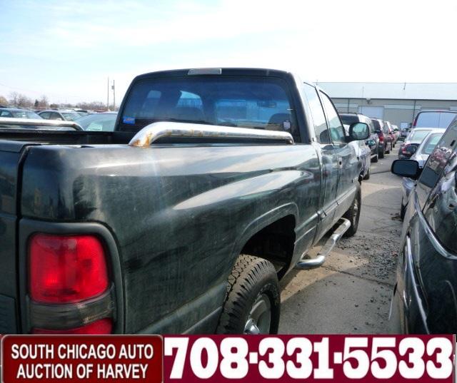 Dodge Ram Pickup 2001 photo 3