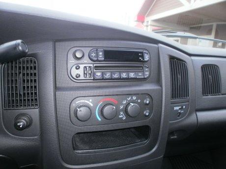 Dodge Ram Pickup 2002 photo 3
