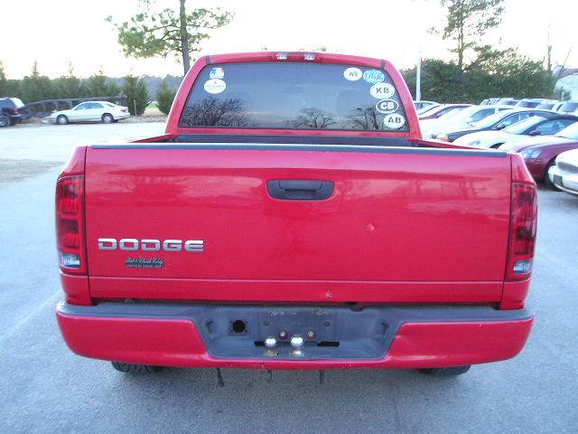 Dodge Ram Pickup 2002 photo 3