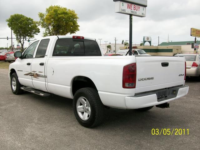 Dodge Ram Pickup 2002 photo 3