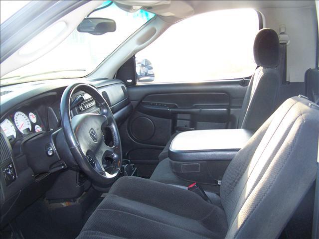 Dodge Ram Pickup 2002 photo 3