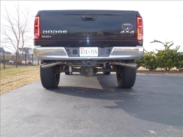 Dodge Ram Pickup 2002 photo 3