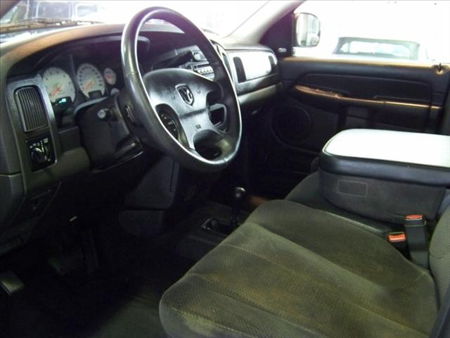 Dodge Ram Pickup 2002 photo 3