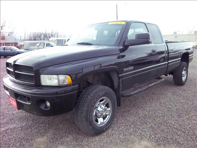 Dodge Ram Pickup Lx-v6 4WD Pickup